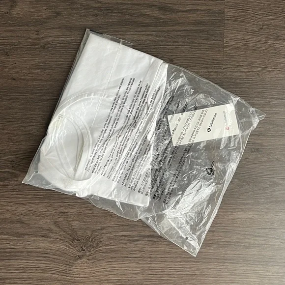 NEW LULULEMON Cool Racerback - Picture 3 of 3